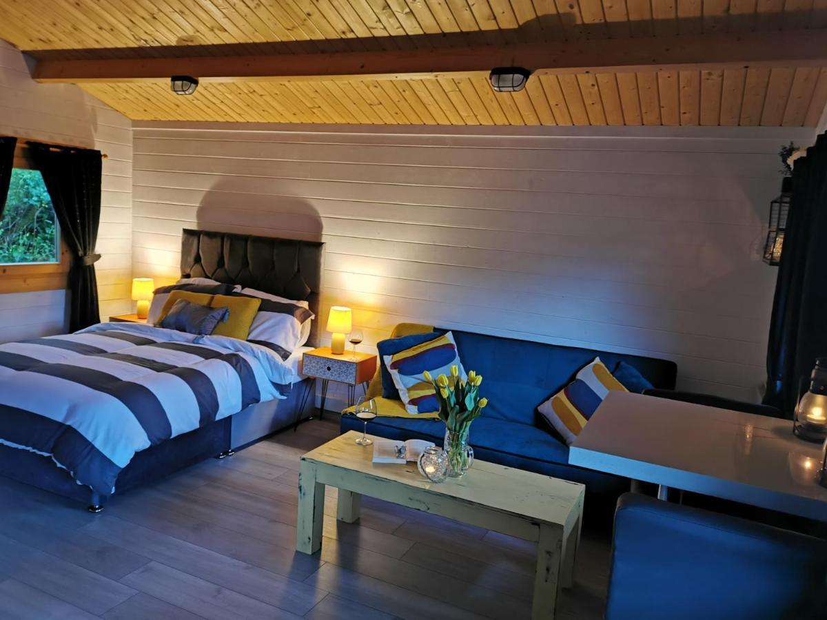 Westport Country Chalets エクステリア 写真